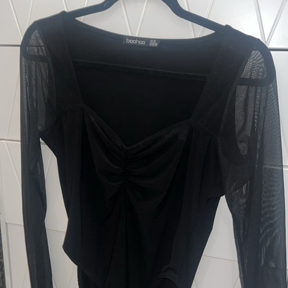 Boohoo sheer sleeve black long sleeve bodysuit - Picture 2 of 2
